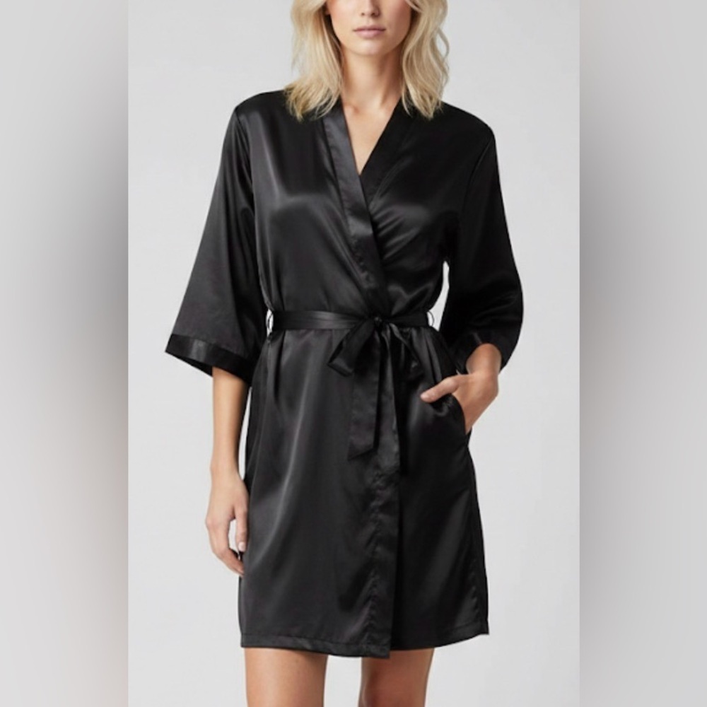 Ambrielle L Wrap Style Robe With Sash Satin Finish Poly (Note Small Holes)